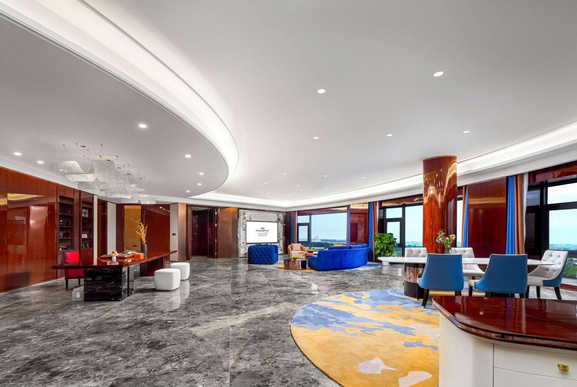 Howard Johnson By Wyndham Huaqiao Plaza Xinyu Hotel Bagian luar foto